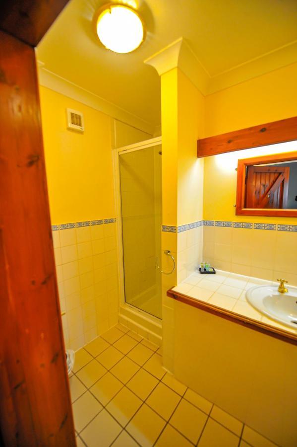 The Coachman Pub, Hartford, Room Only Hartford  المظهر الخارجي الصورة